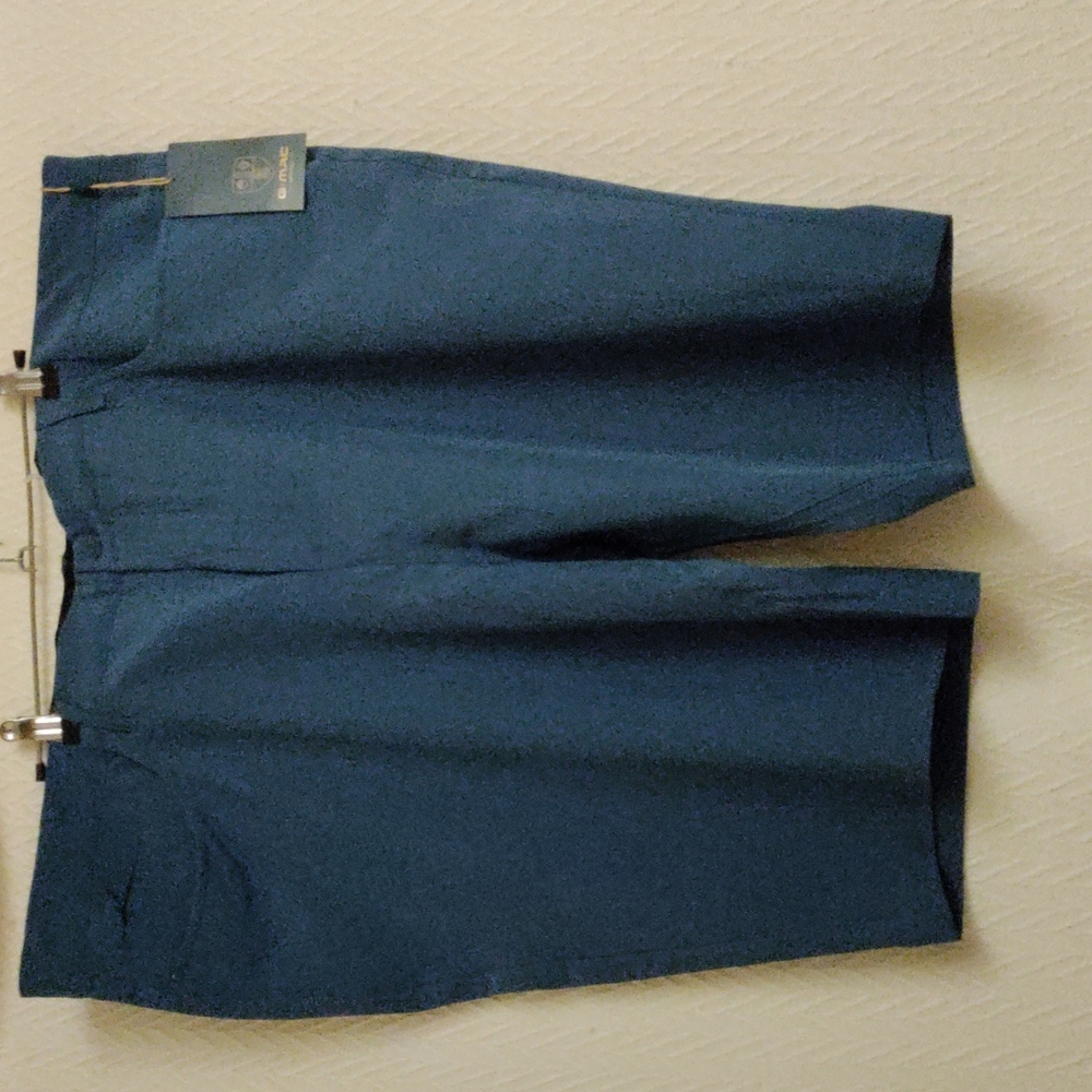 NWT GMAC Apparel Golf Tech Shorts